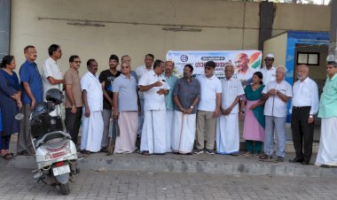ഗാന്ധിജയന്തിയിൽ ശുചിത്വ സന്ദേശവുമായി സിറ്റിസൺ ഡയസ് മൂവാറ്റുപുഴ ലത സ്റ്റാൻഡ് ശുചീകരിച്ചു