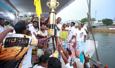 ഇഞ്ചോടിഞ്ച് പോരാട്ടം അവസാന നിമിഷം കിരീടം തൂക്കി മേൽപ്പാടം ചുണ്ടൻ പിറവത്ത് ആവേശക്കടൽ