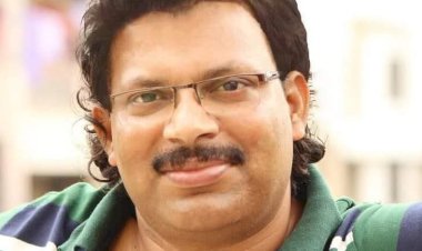 ഗാനരചനയിലെ പുത്തൻ താരോദയമായി ഡോ. ലിയോൺ സൈമൺ