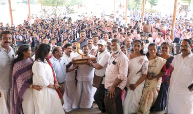 ​കായികമേള കുരുന്നുകൾക്ക് സ്വപ്നങ്ങളിലേക്കുള്ള പ്രചോദനം സ്വർണക്കപ്പ് പ്രയാണത്തിന് ആവേശോജ്ജ്വല സ്വീകരണം