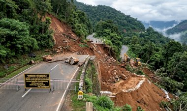 അടിമാലി, മൂന്നാർ റൂട്ടിൽ ഗതാഗത നിരോധനം രണ്ടാഴ്ച കൂടി തുടരും