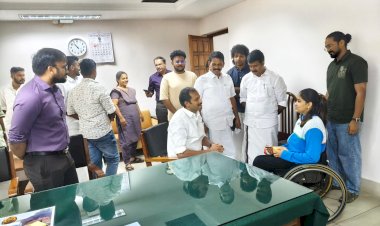 വീൽചെയറിൽ മെഡൽ തിളക്കം ഏഷ്യൻ പാരാഗെയിംസ് വിജയി ആൽഫിയ ജെയിംസിനെ അനുമോദിച്ച് മന്ത്രി അനൂപ് ജേക്കബ്