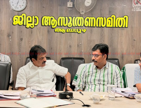 ഗ്ലോബൽ വാട്ടർ വണ്ടർലാൻഡ് പദ്ധതി ഡിസംബറോടെ പൂർത്തിയാക്കണം കെ സി വേണുഗോപാൽ എം പി