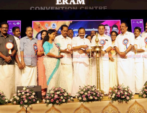 ജനപ്രതിനിധികളുടെ മഹാസംഗമം മുഖ്യമന്ത്രി വി ഡി സതീശൻ ഉദ്ഘാടനം ചെയ്തു