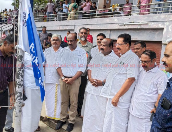 എറണാകുളം ജില്ലാ സ്കൂൾ കായികമേളയ്ക്ക് മഹാരാജാസ് കോളേജ് ഗ്രൗണ്ടിൽ തുടക്കമായി