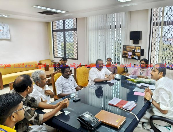 സാഫല്യം പദ്ധതി പുനർനിർമാണത്തിന് പ്രത്യേകാനുമതി തേടി മന്ത്രി അനൂപ് ജേക്കബ്