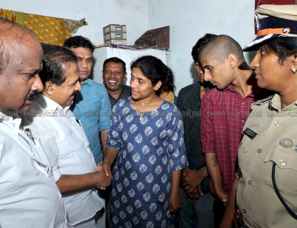 ​ചേരാനല്ലൂർ അപകടം ജയബാലകൃഷ്ണന്റെ കുടുംബത്തിന് നീതി ഉറപ്പാക്കുമെന്ന് രമേശ് ചെന്നിത്തല