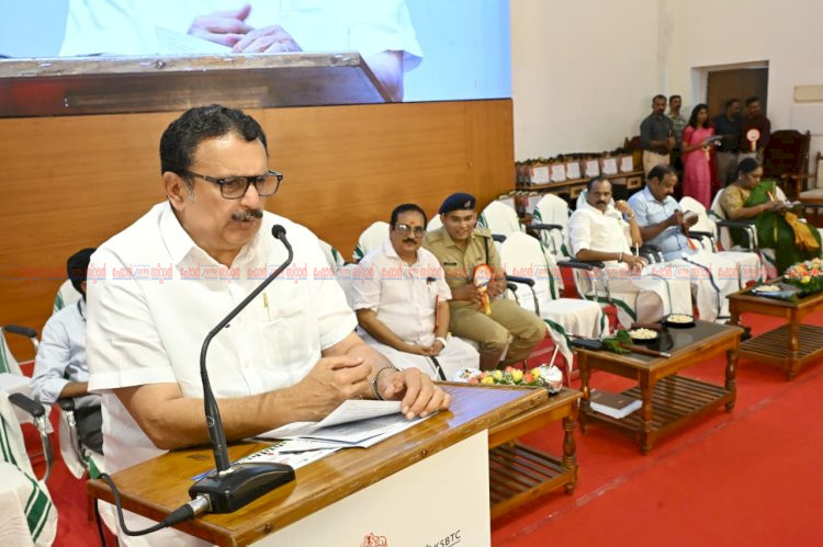രക്തദാനത്തെക്കുറിച്ചുള്ള തെറ്റിദ്ധാരണകൾ മാറണം സന്നദ്ധ രക്തദാനം പ്രോത്സാഹിപ്പിക്കണം മന്ത്രി കെ. മുരളീധരൻ