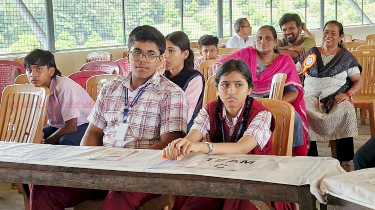 മാനുഷിക മൂല്യങ്ങൾ ഉയർത്തിപ്പിടിച്ച മഹാത്മാവായിരുന്നു ഗാന്ധിജി ഡോ. ജേക്കബ് ഇട്ടൂപ്പ് ഗാന്ധിമാർഗ്ഗം ക്വിസ് മത്സരം സംഘടിപ്പിച്ചു
