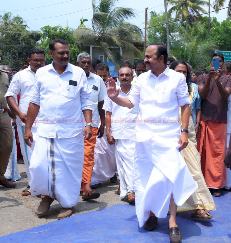 ആമ്പത്തോട് പാലം നിർമാണം വേഗത്തിൽ പൂർത്തിയാക്കുമെന്ന് വി. ഡി. സതീശൻ