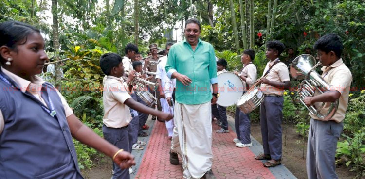 ഇടുക്കിയിലെ കൈയേറ്റ ഭൂമിയിലെ ഫെൻസിങ് മാറ്റുന്നതിലെ ജന ആശങ്ക പരിഹരിക്കും മന്ത്രി ഷിബു ബേബി ജോൺ