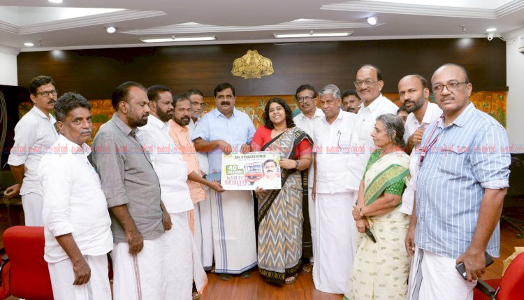 എം.എൽ.എ ഫണ്ട് ഉപയോഗിച്ച് കെ.എസ്.ആർ.ടി.സി ബസ് ചരിത്രം കുറിച്ച് കെ. പ്രവീൺ കുമാർ