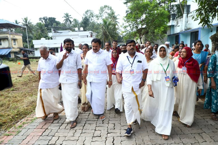 ജനകീയ ആരോഗ്യ കേന്ദ്രങ്ങൾക്ക് സ്വന്തം കെട്ടിടം ഉറപ്പാക്കും മന്ത്രി കെ മുരളീധരൻ
