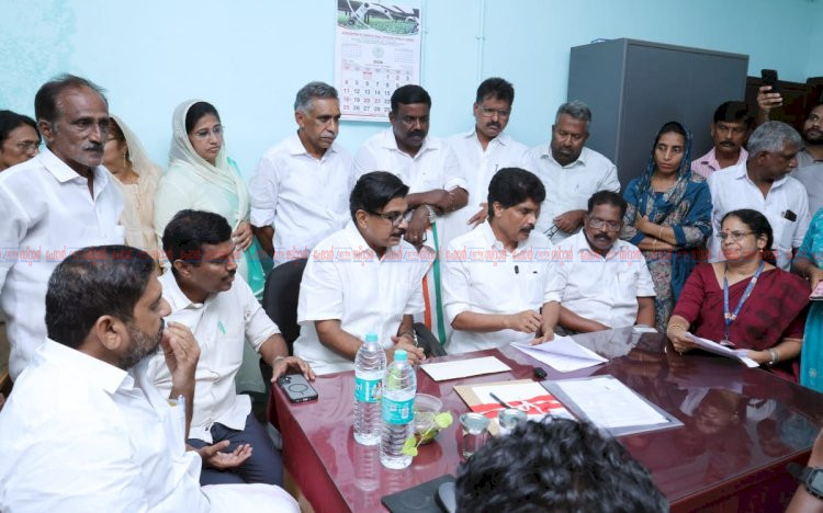 നടുക്കര ജൈവ് യൂണിറ്റിന് പുനർജനനം പൈനാപ്പിൾ കർഷകരുടെ കാത്തിരിപ്പിന് വിരാമം, പ്രഖ്യാപനവുമായി കൃഷിമന്ത്രി ടി. സിദ്ദിഖ്