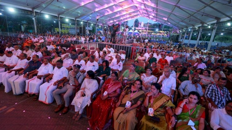കണ്ണൂർ ദസറയ്ക്ക് വർണ്ണാഭമായ തുടക്കം പത്ത് നാളുകൾ ആഘോഷരാവുകൾ