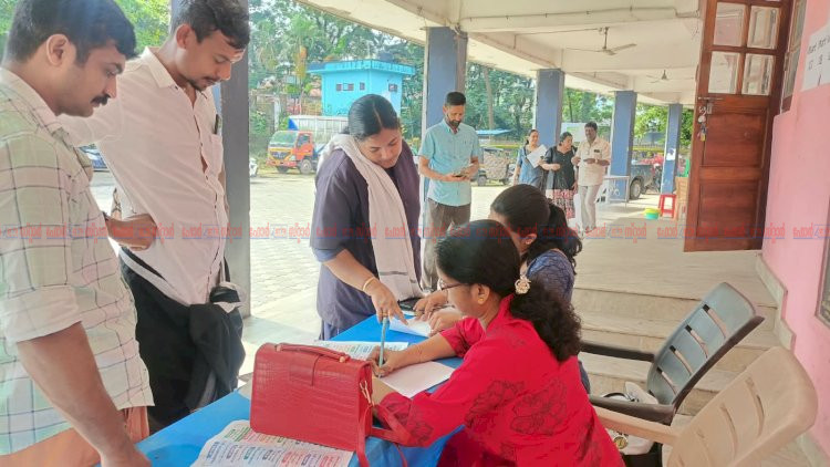 കരുതലോടെ നഗരസഭ മൂവാറ്റുപുഴയിൽ മെഗാ മെഡിക്കൽ ക്യാമ്പ് നടന്നു