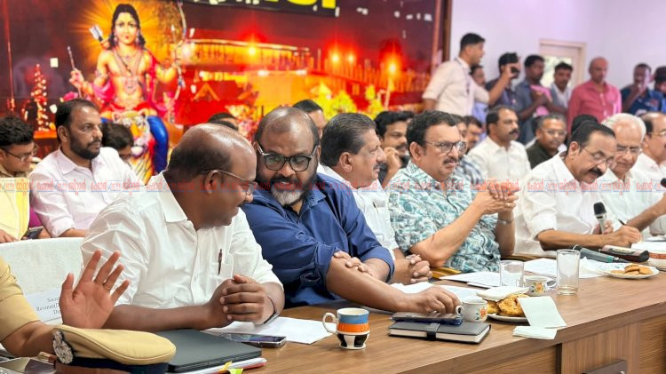 ശബരിമലയെ രാജ്യത്തെ മികച്ച തീർത്ഥാടന കേന്ദ്രമാക്കും മുഖ്യമന്ത്രി വി ഡി സതീശൻ