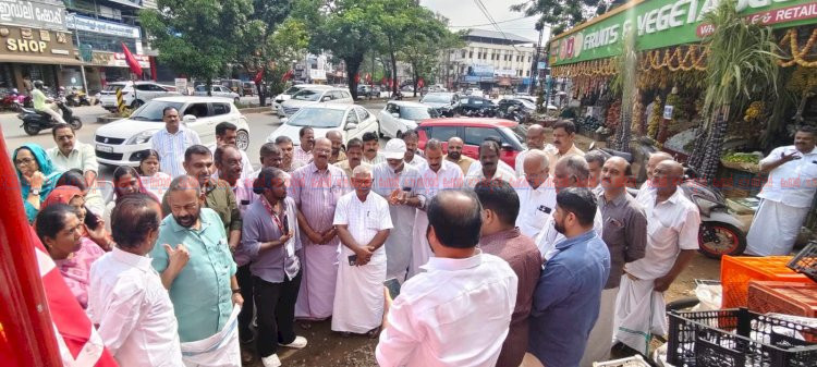 സിപിഐ എം മൂവാറ്റുപുഴ നോർത്ത് ലോക്കൽ കമ്മിറ്റി ഓഫീസ് നവീകരിച്ച് പ്രവർത്തനം ആരംഭിച്ചു