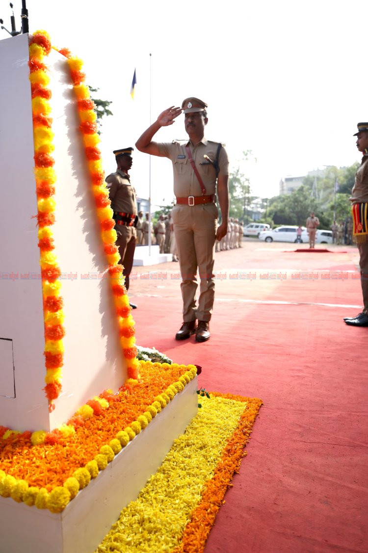 രാജ്യത്തിനായി ജീവൻ വെടിഞ്ഞ വീരപോലീസുകാർക്ക് ആദരാഞ്ജലി കളമശ്ശേരി ക്യാമ്പിൽ പോലീസ് സ്‌മൃതി ദിനം ആചരിച്ചു