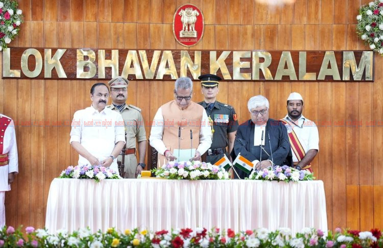 കേരളത്തിന്റെ പുതിയ ഗവർണറായി ഓം പ്രകാശ് മാഥുർ ചുമതലയേറ്റു