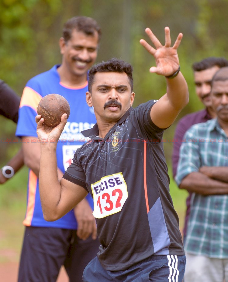 ​കോഴിക്കോട്ട് ആവേശമായി ജില്ലാ എക്സൈസ് കലാ കായിക മേള ബാലുശ്ശേരിക്ക് ഓവറോൾ ചാമ്പ്യൻഷിപ്പ്