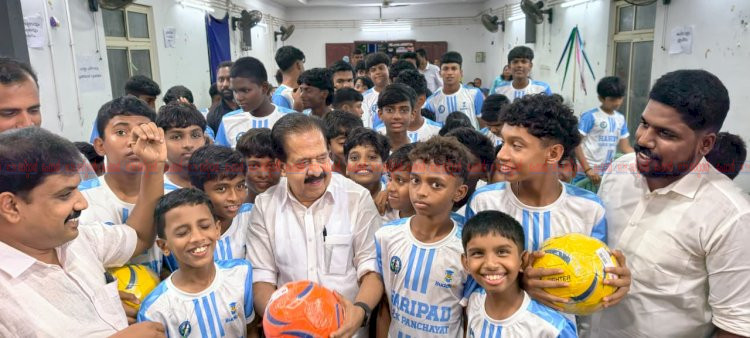 ഹരിപ്പാട് മിനി സ്പോർട്സ് അക്കാദമി പരിശോധിക്കും സൗജന്യ ഫുട്ബോൾ പരിശീലനത്തിന് തുടക്കമായി