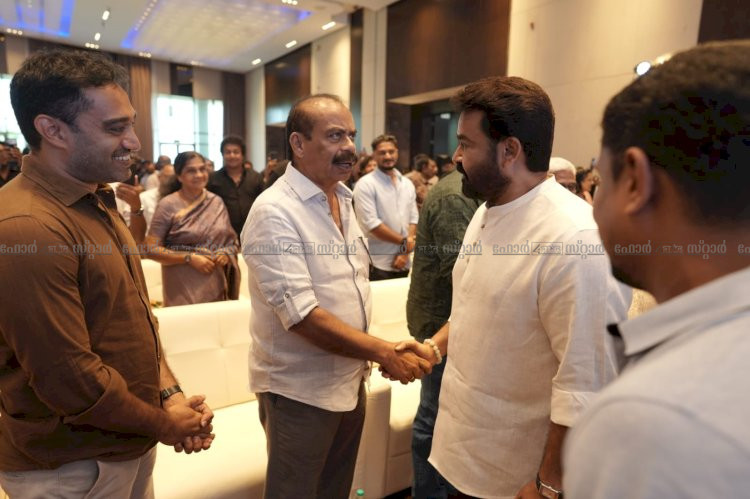 മോഹൻലാൽ അനൂപ് സത്യൻ ചിത്രം L368 ന് തുടക്കമായി പൂജ കൊച്ചിയിൽ നടന്നു
