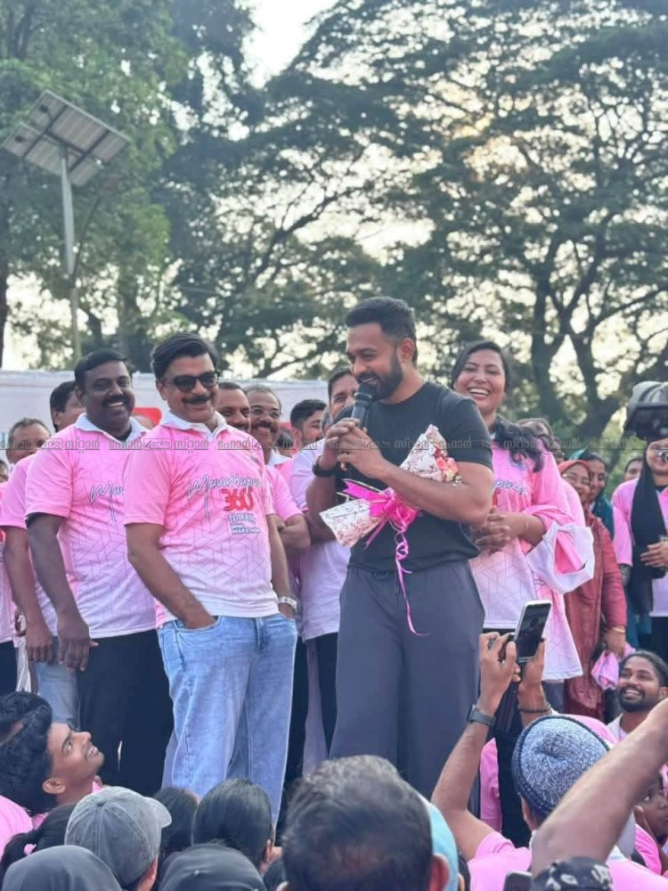 ലഹരിക്കെതിരെ ജനകീയ മുന്നേറ്റവുമായി മൂവാറ്റുപുഴ നഗരസഭ നടൻ ആസിഫ് അലി ഫ്ലാഗ് ഓഫ് ചെയ്തു