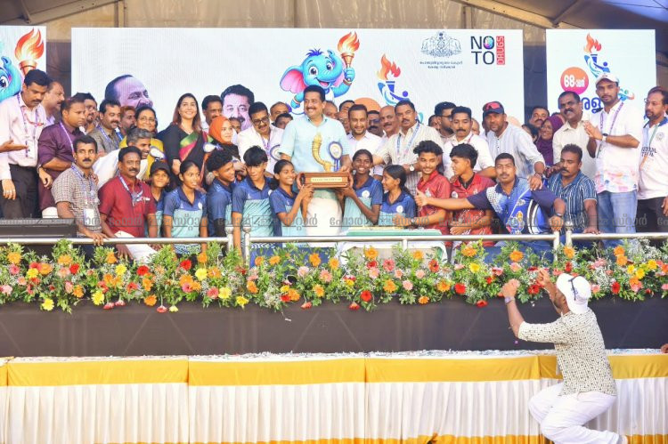 68 ാമത് സംസ്ഥാന സ്‌കൂള്‍ കായികമേള തിരുവനന്തപുരത്തിന് ഓവറോള്‍ കിരീടം, അത്‌ലറ്റിക്‌സില്‍ മലപ്പുറം ഒന്നാമത്